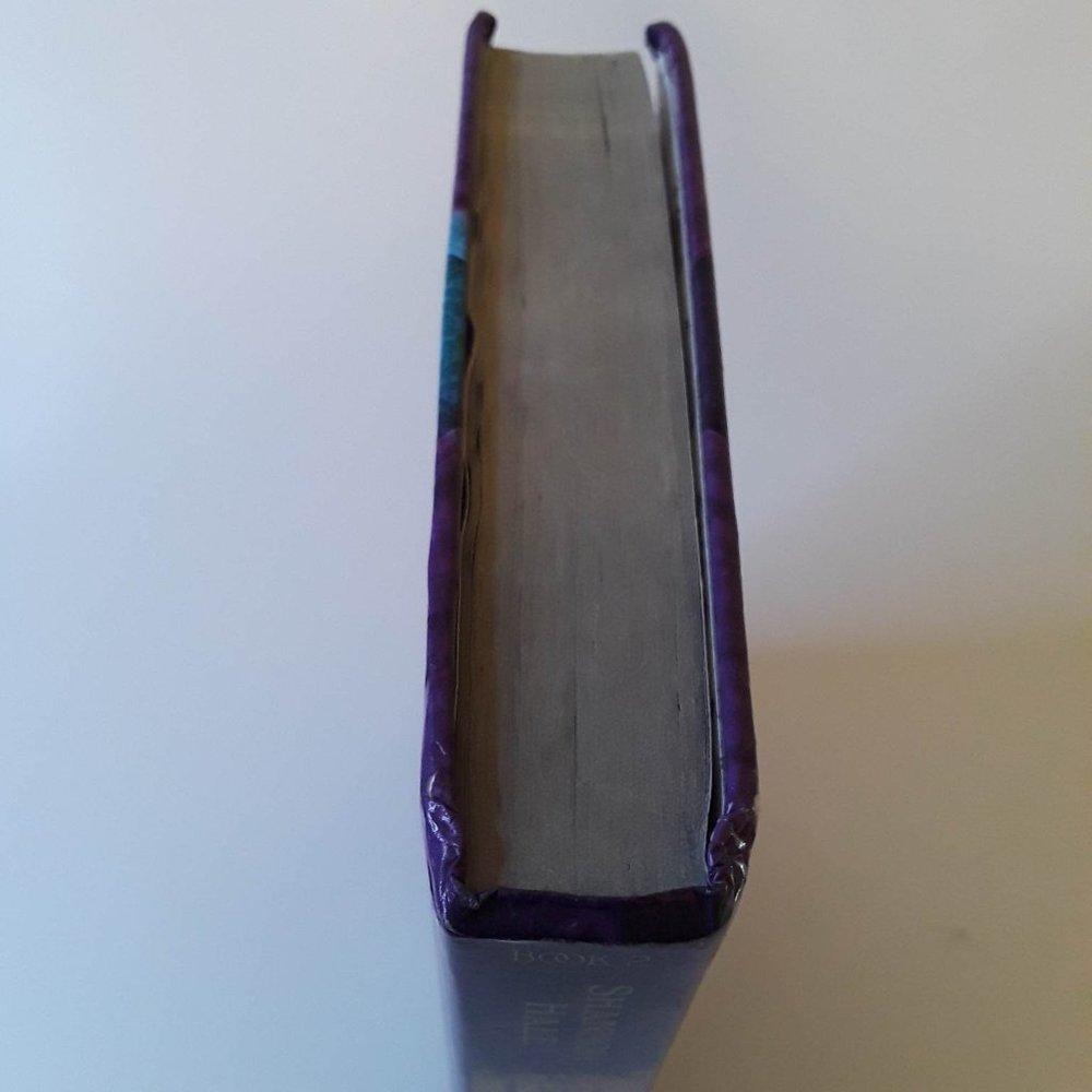 SHANNON HALE - EVER AFTER HIGH - THE UNFAIREST OF THEM ALL - 2014 FIRST EDITION - Picture 5 of 5
